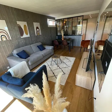 Mizar, Joli Appt Renove Avec Parking Et Balcon *