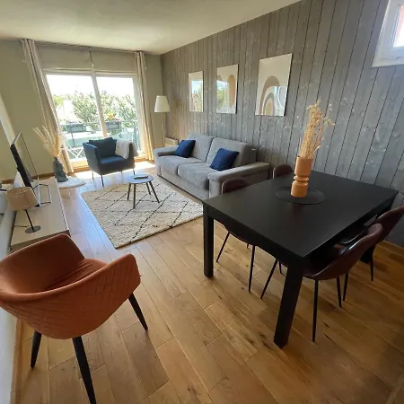 아파트 Mizar, Joli Appt Renove Avec Parking Et Balcon 쿠르쇨 쉬르 메르