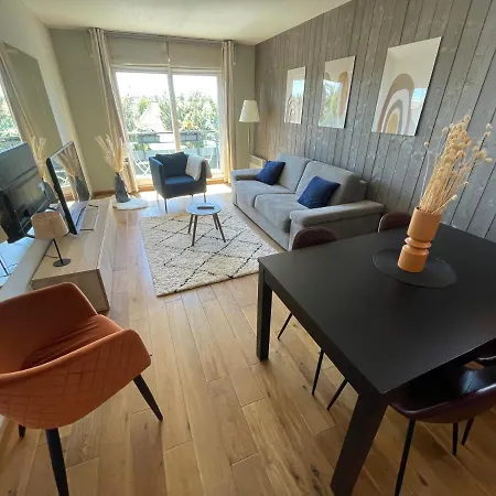 Mizar, Joli Appt Renove Avec Parking Et Balcon 쿠르쇨 쉬르 메르